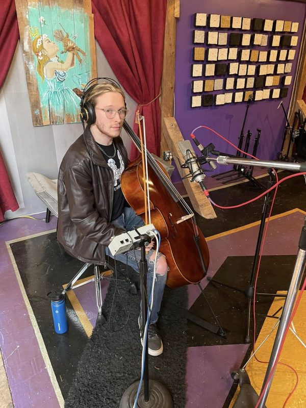 Trackin cello with Luke - Pretty cool stuff!!!!